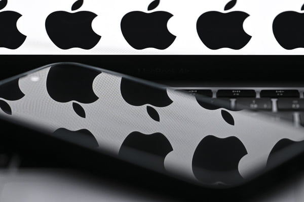 Imagem de aparelho celular da Apple - Metrópoles