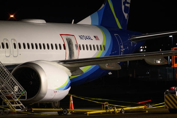Empresas áreas encontram parafusos soltos em aviões Boeing 737 Max 9