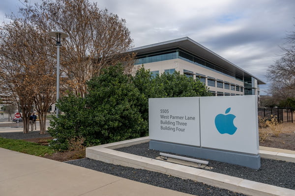 Apple exige que funcionários se mudem ou serão demitidos, diz site