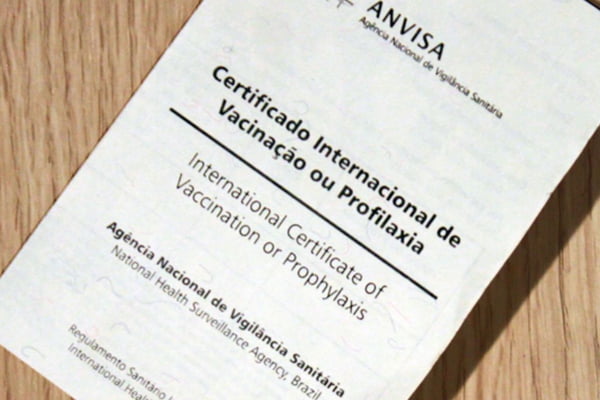 foto de certificação de vacinas