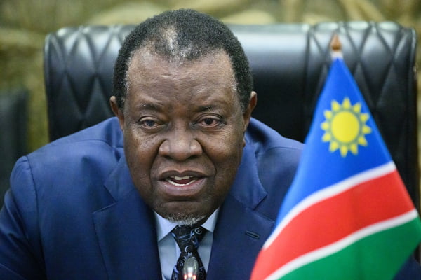Hage Geingob, presidente da Namíbia morto durante tratamento contra câncer