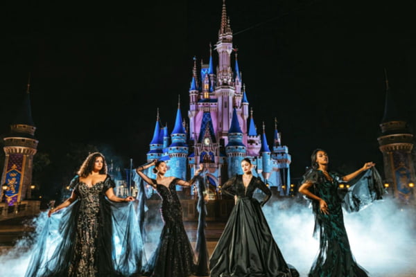 Na imagem com cor, os novos vestidos de noivas da Disney das vilãs - Metrópoles