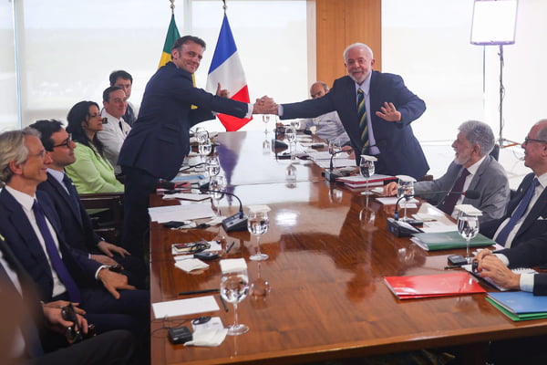 Presidente Lula participa de reunião bilateral com o mandatário francês Emmanuel Macron
