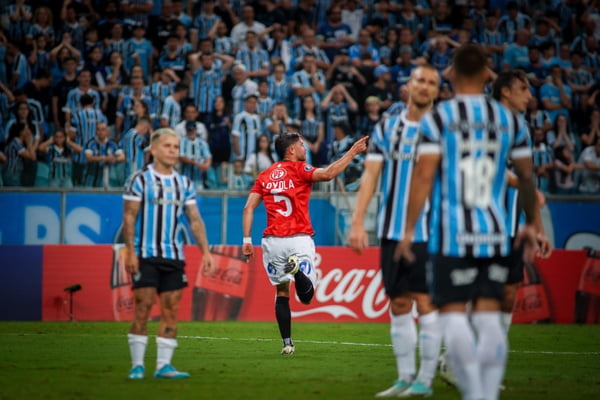 Time do Grêmio lamento gol contra Huachipato - Metrópoles