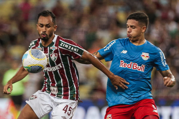 Em jogo movimentado, Fluminense e Bragantino empatam no Maracanã