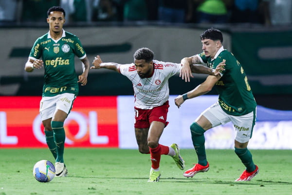 Imagem colorida e Wesley contra Palmeiras - Metrópoles