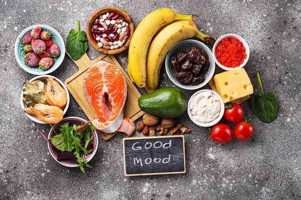 Neurocientista cita 5 alimentos capazes de melhorar saúde do cérebro