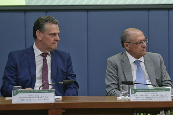 O vice-presidente, Geraldo Alckmin, e o ministro da Agricultura, Carlos Fávaro