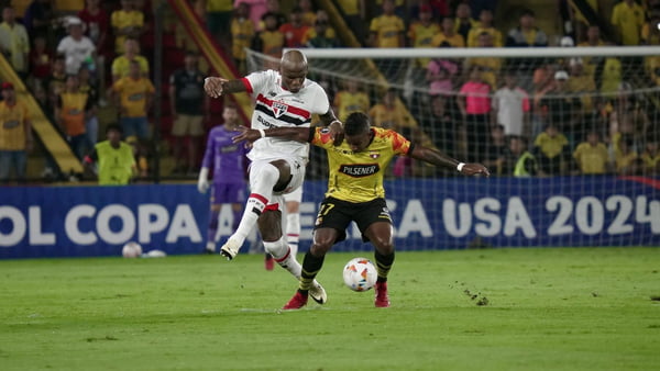 São Paulo ganha mais uma na Libertadores; Fortaleza vence o Boca