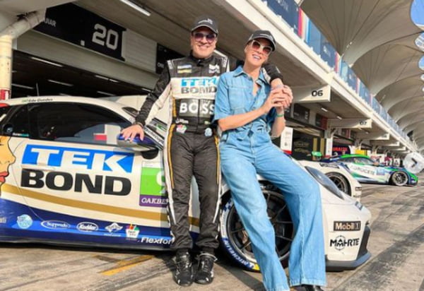 Ana Hickmann e Edu Guedes na Porsche Cup, em Interlagos