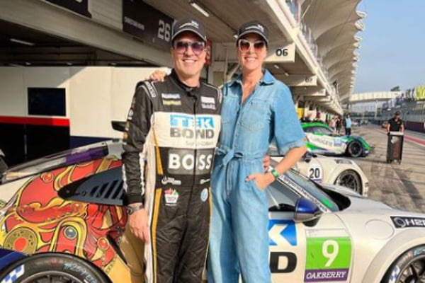 Ana Hickmann e Edu Guedes na Porsche Cup, em Interlagos