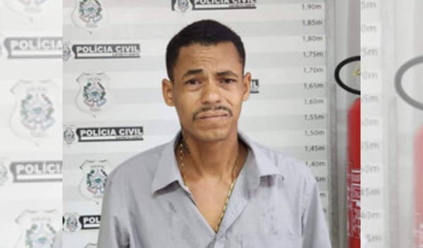 imagem colorida homem se passava por falso delegado e vendia dados policiais para pcc