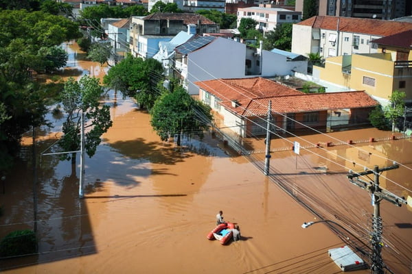 Cidade alagada - Metrópoles