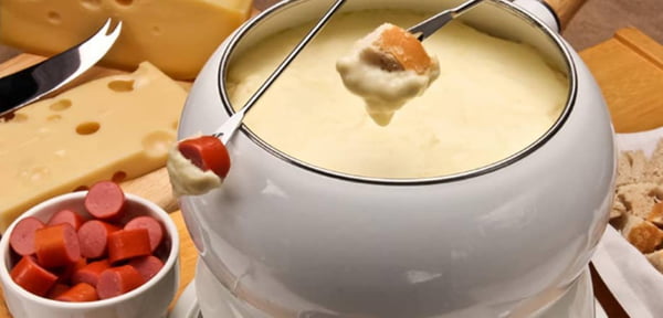 Foto colorida de fondue