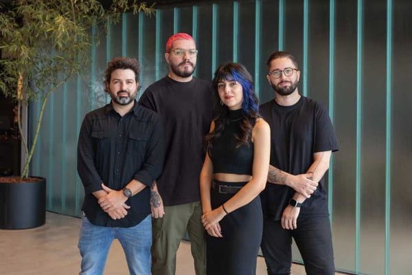 Foto GALERIA – Mario Cintra, Rodrigo Bonfim, Cristal Crocker e Arthur Lobão
