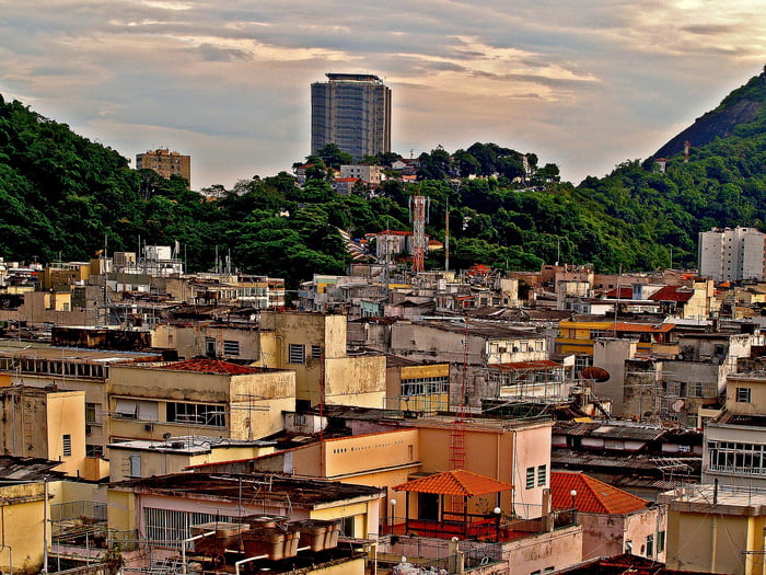 favelas-51318_1280