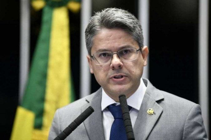 senador Alessandro Vieira - Metrópoles