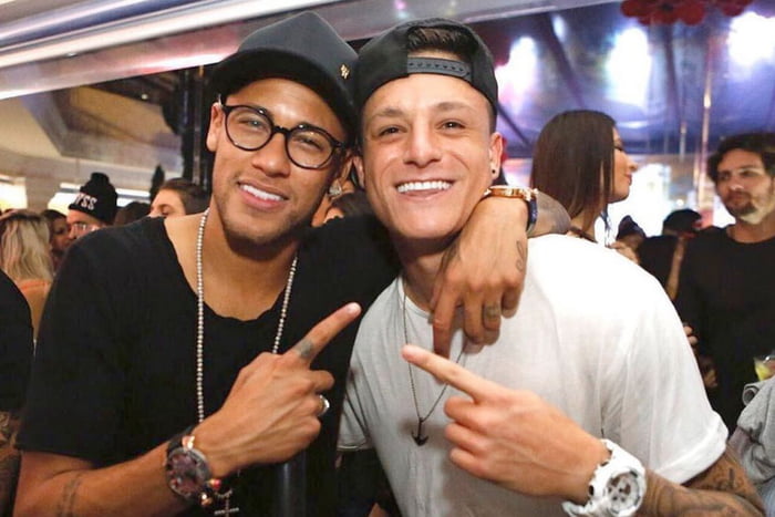 Neymar e Lucas Crispim
