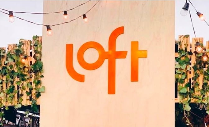 Imagem colorida do logo da Loft