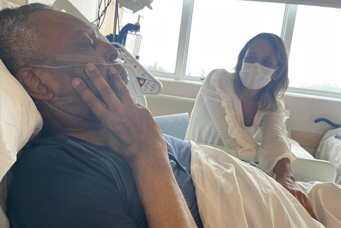 Filha de Pelé posta últimas fotos do pai e agradece equipe de hospital