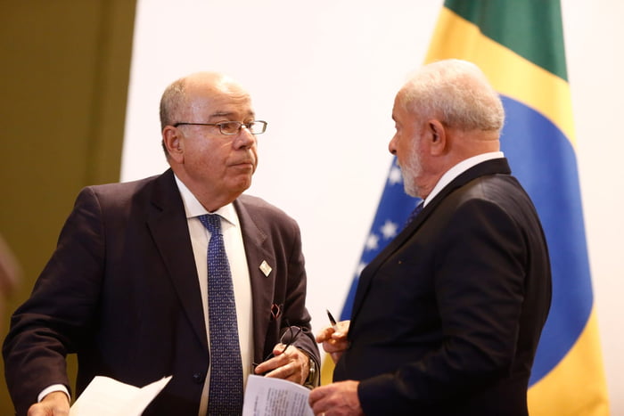 Ministro das Relações Exteriores Mauro Vieira e presidente Lula
