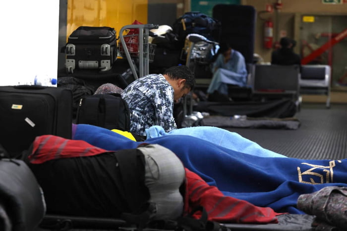 Refugiados abrigo Aeroporto Internacional de Guarulhos