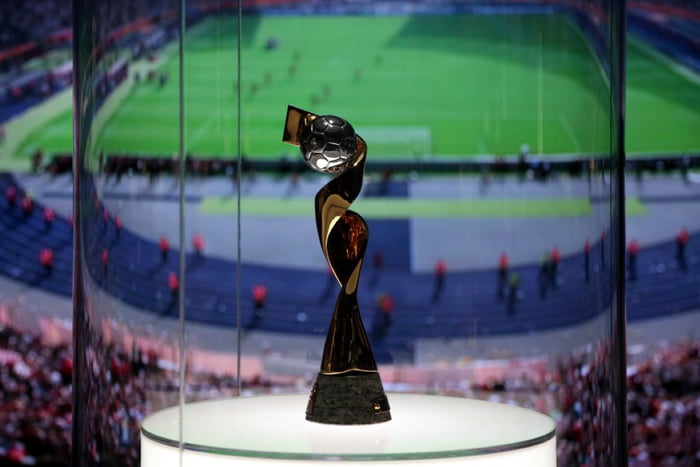 Taça de campeã da Copa do Mundo Feminina em Sydney, cidade sede do torneio em 2023- Metrópoles
