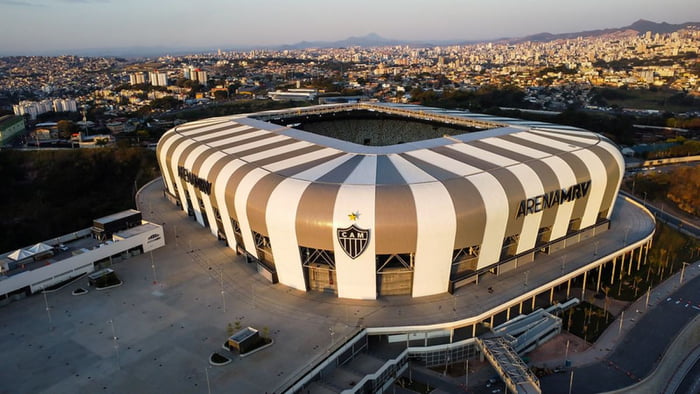 Imagem colorida da Vista de cima da Arena MRV- Metrópoles