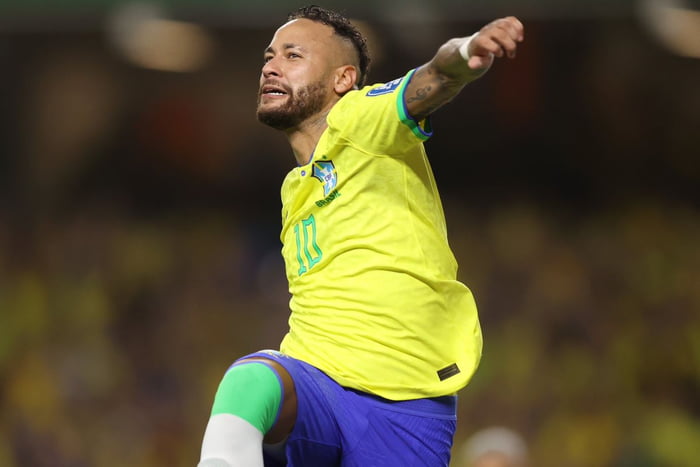 Neymar marca contra a Bolívia