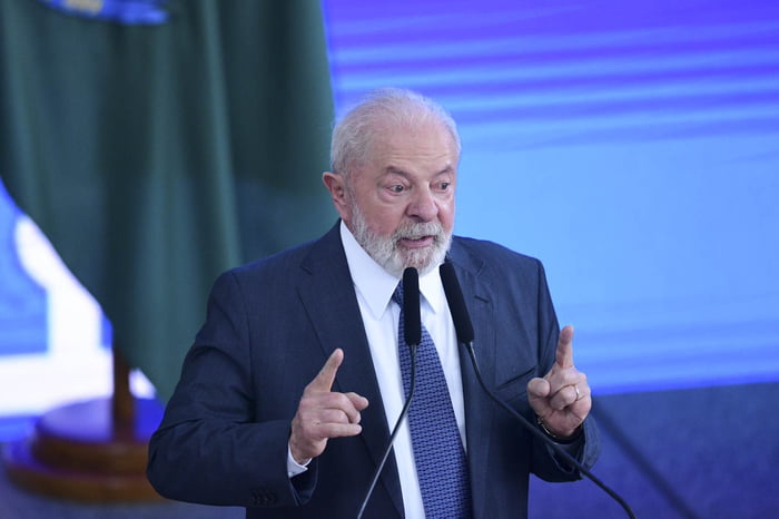O presidente da República, Luiz Inácio Lula da Silva, durante discurso em evento no Planalto - Metrópoles
