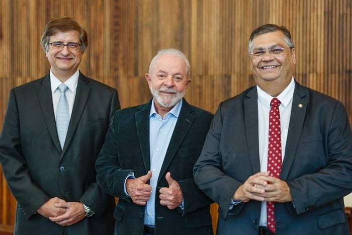Lula, Gonet e Dino oposição sabatina
