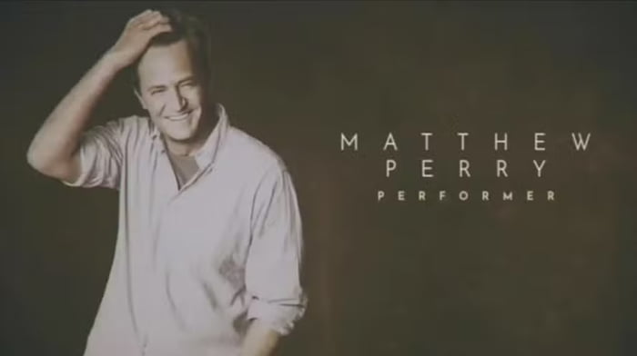 Homenagem a Matthew Perry, o Chandles de Friends, no Emmy - Metrópoles