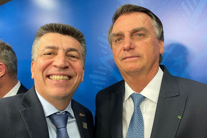 O ex-deputado federal Felício Laterça e o ex-presidente Jair Bolsonaro