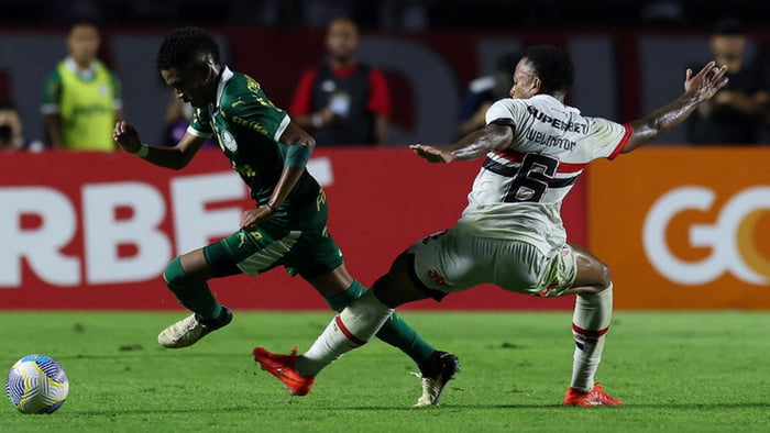 Empate em 0 x 0 mantém tabu do Palmeiras sobre São Paulo no MorumBIS