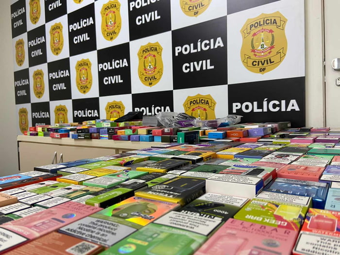 Polícia apreende 400 cigarros eletrônicos em operação no DF