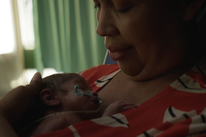 Luta de bebês prematuros e de baixo peso é tema de nova campanha